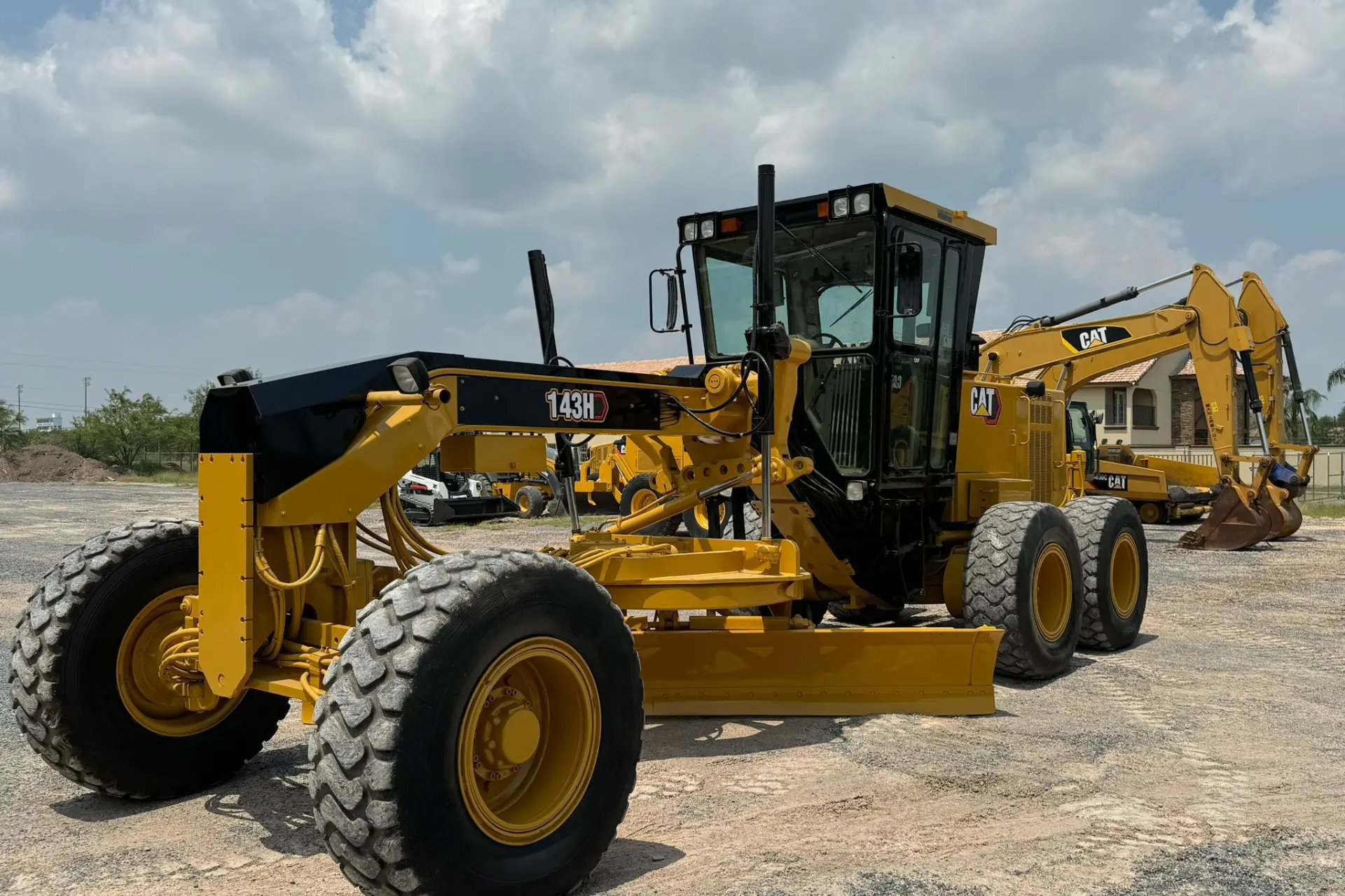 Motoconformadora Caterpillar 143H en monclova